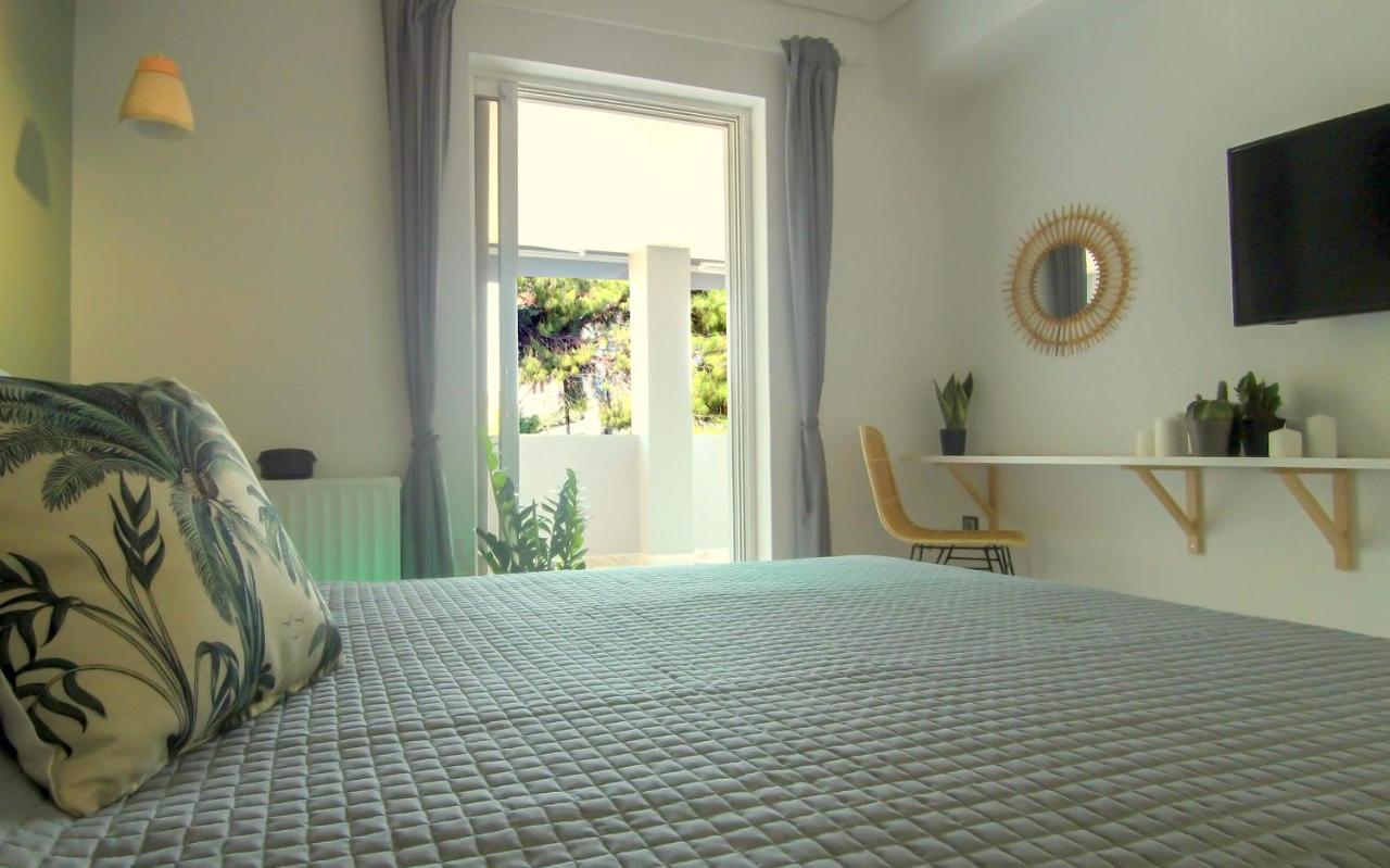 Augoustinos - Sea Side Luxury Apartments Artemida  Exterior photo